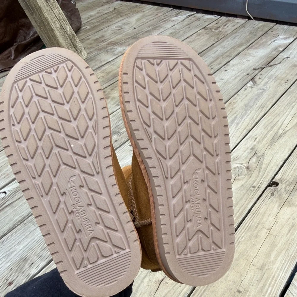 Koolaburra by UGG chestnut boots - Picture 6 of 7